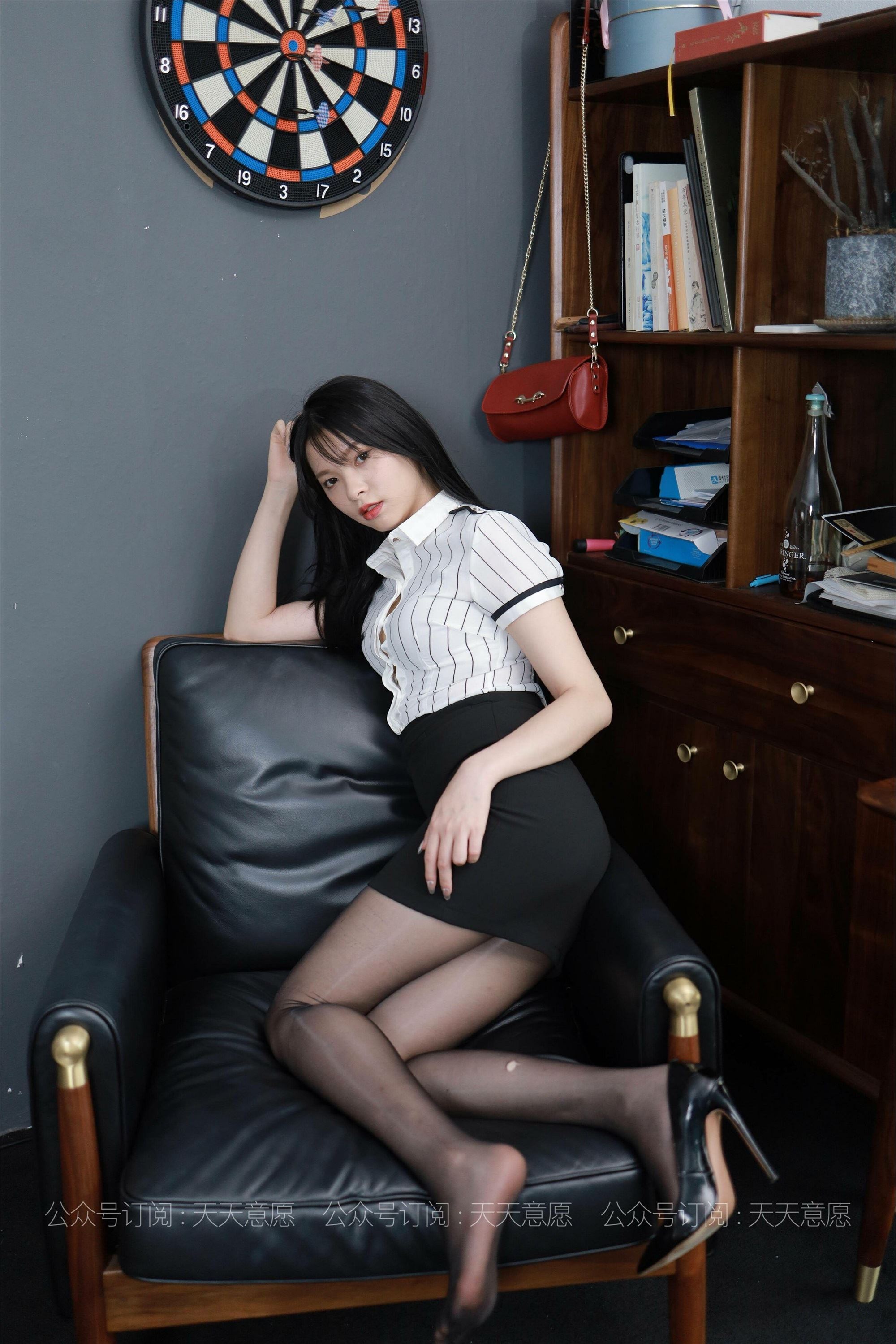 IESS异思趣向  2021.09.08 丝享家913：小七《长腿OL装》